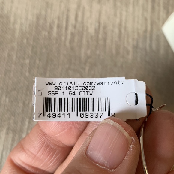 NWT Crislu sterling silver and crystal earrings. - Picture 4 of 8